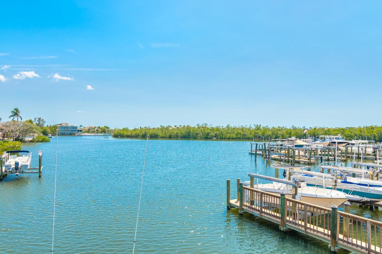 Latitude 26 Waterfront Boutique Resort - Bonita Springs Exterior foto